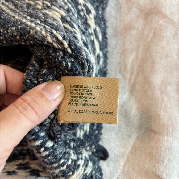 St Johns Bay Women’s Size Medium Sweater Vest Knit Vintage Fair Isle Wool - Picture 12 of 14